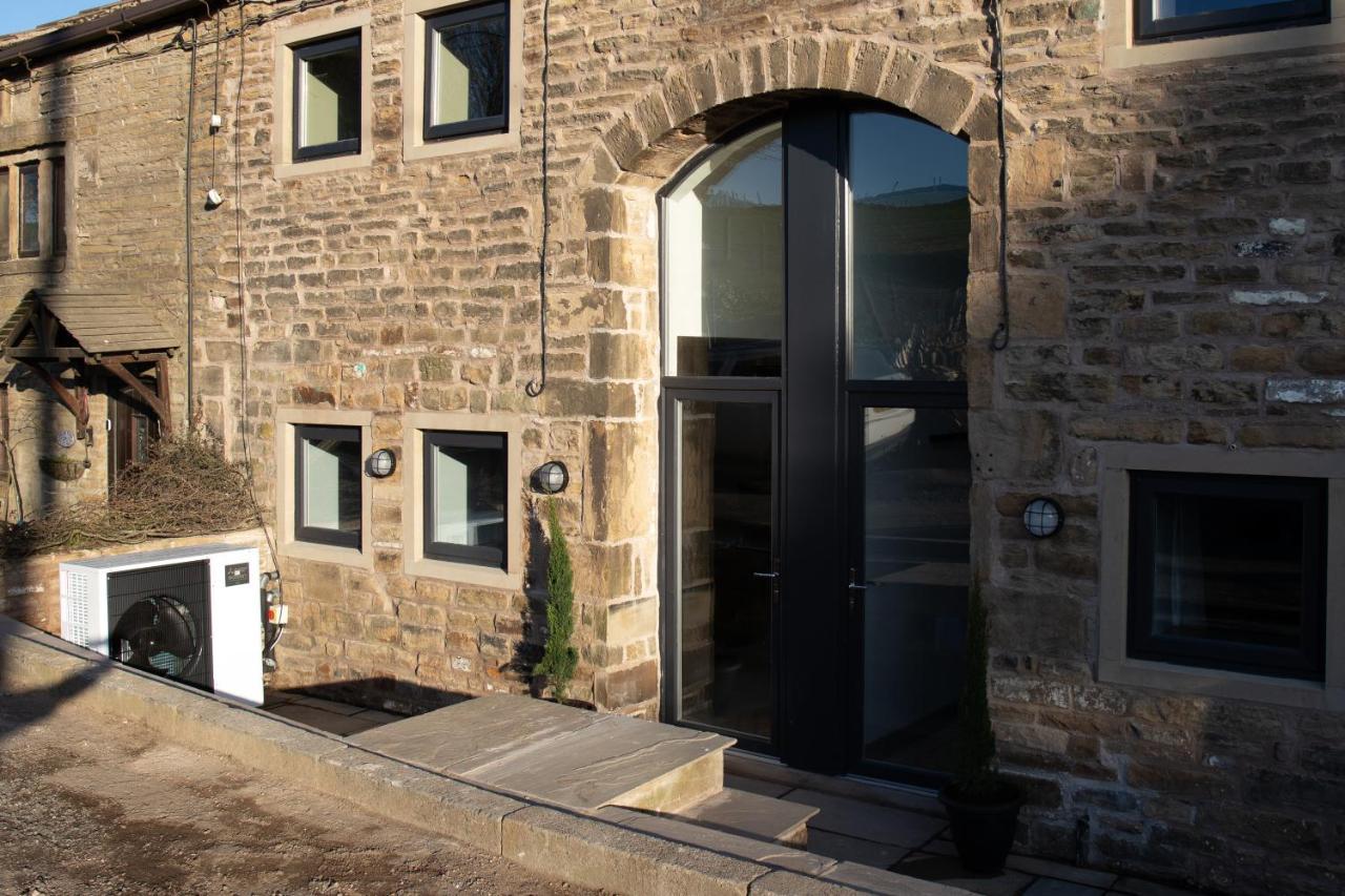 Unique Barn Conversion In Saddleworth Oldham Kültér fotó