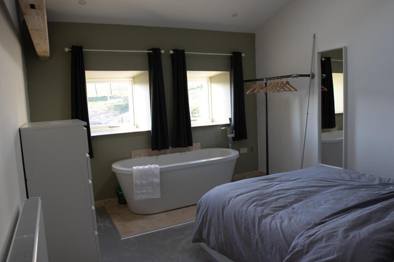 Unique Barn Conversion In Saddleworth Oldham Kültér fotó
