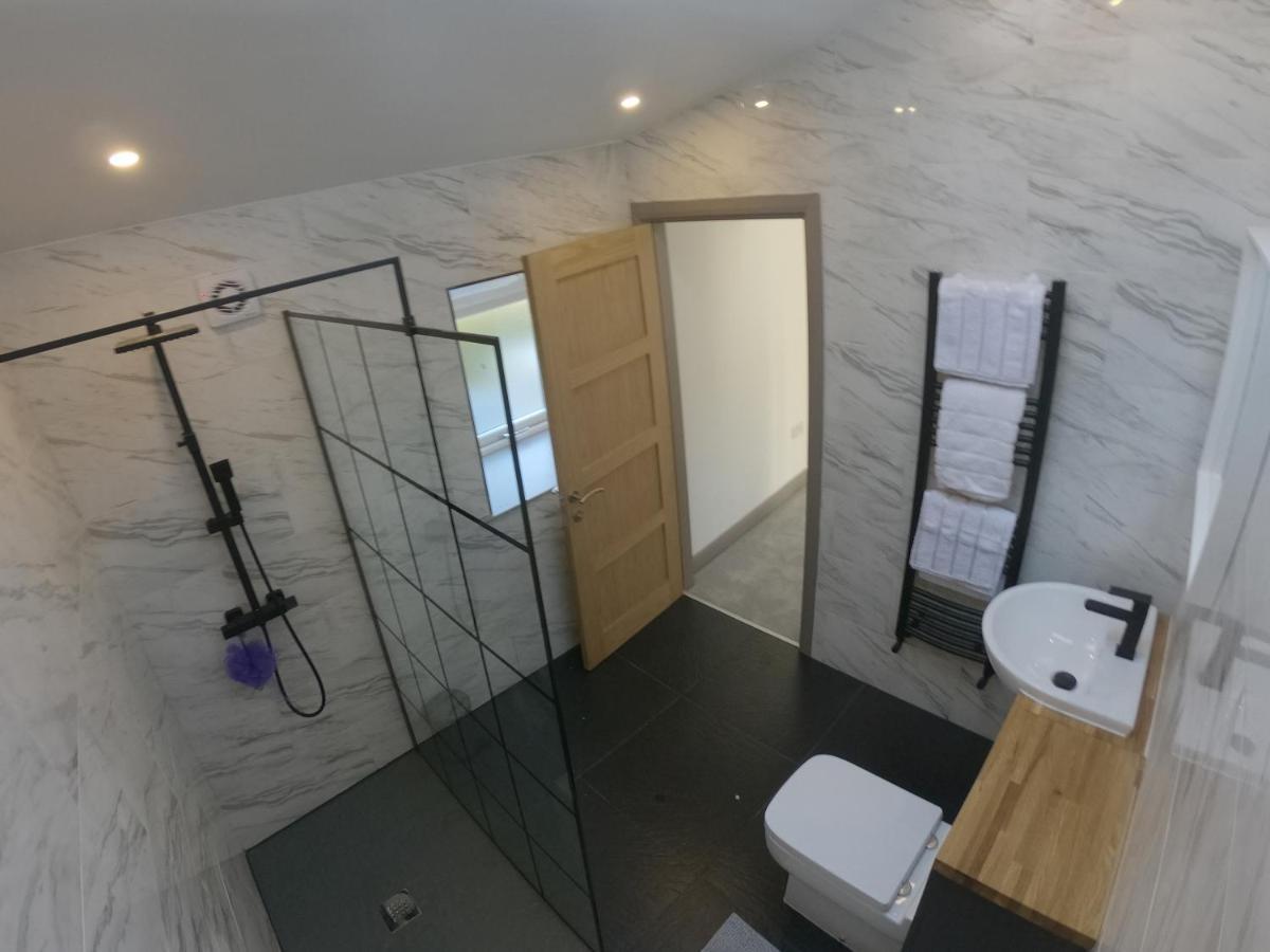 Unique Barn Conversion In Saddleworth Oldham Kültér fotó
